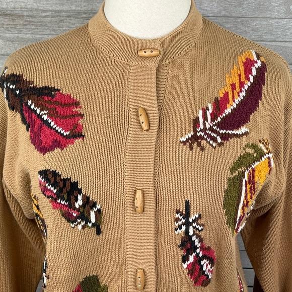 FIRST ISSUE Vintage Cotton Button Front Cardigan Feather Design-Small - Picture 2 of 3